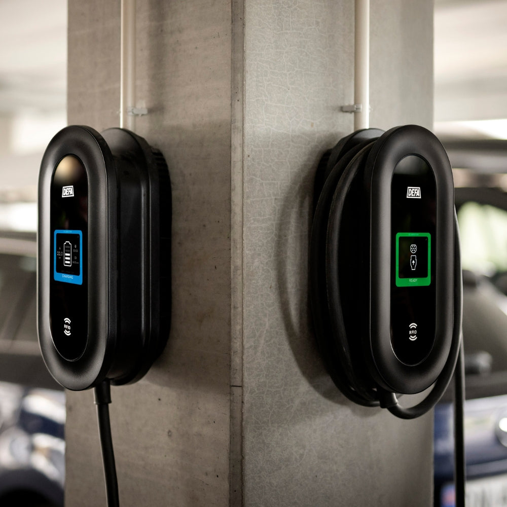 DEFA Power -latausasema max. 22kW, kiinteä 6m kaapeli